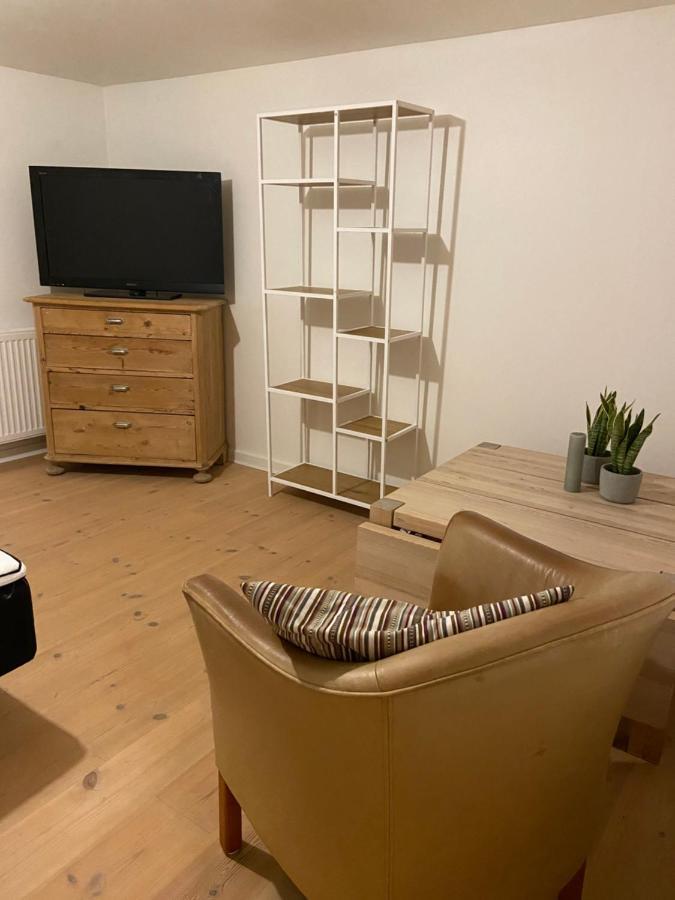Vaerelse Med Eget Kokken Og Bad Apartamento Esbjerg Exterior foto